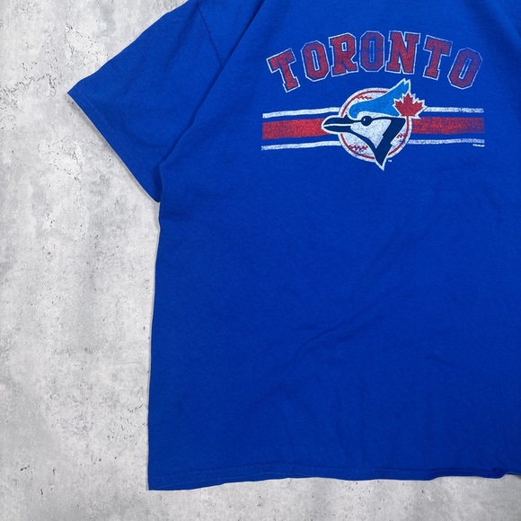 Vintage style Toronto Blue Jays graphic tee - Picture 5 of 9